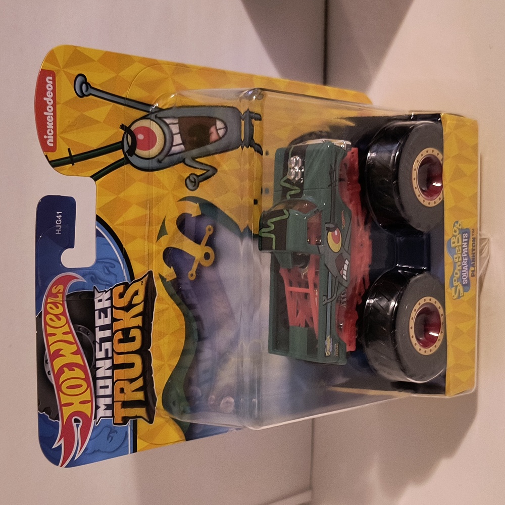 B22 Hot wheels Monster Trucks Sponebob Squarepants MAKE AN OFFER